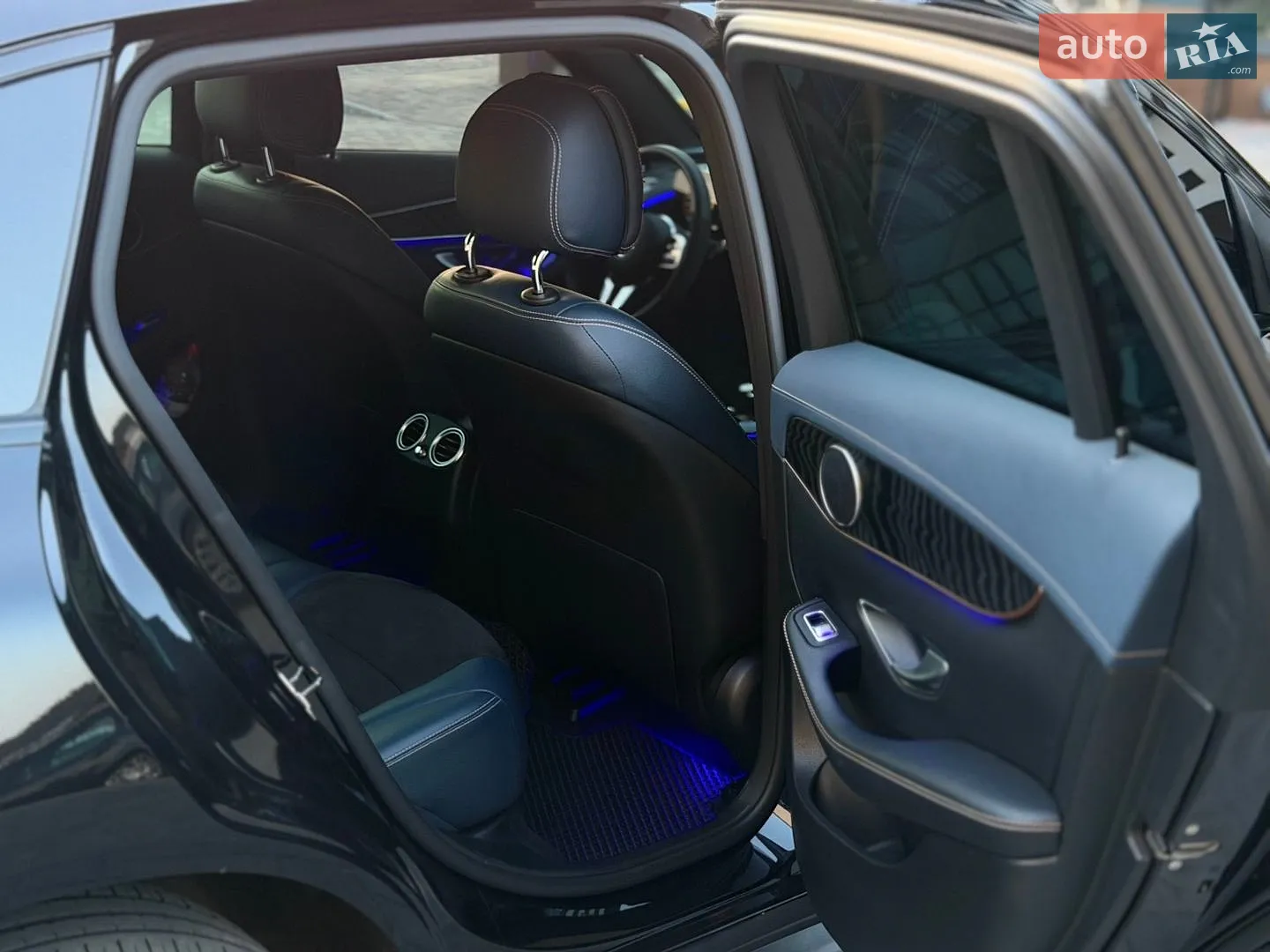 2021 Mercedes-Benz EQC - мініатюра 17