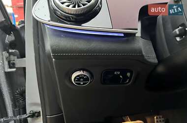 Позашляховик / Кросовер Mercedes-Benz EQE SUV 2023 в 