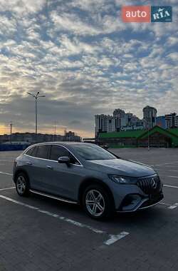 Позашляховик / Кросовер Mercedes-Benz EQE SUV 2023 в 