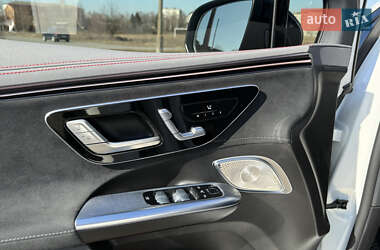 Позашляховик / Кросовер Mercedes-Benz EQE SUV 2024 в  фото 11 Позашляховик / Кросовер Mercedes-Benz EQE SUV 2024 в