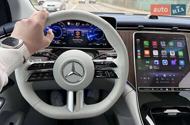Позашляховик / Кросовер Mercedes-Benz EQE SUV 2024 в 