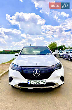Позашляховик / Кросовер Mercedes-Benz EQE SUV 2023 в 