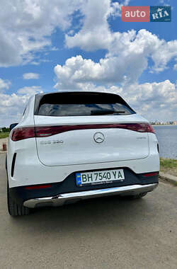 Позашляховик / Кросовер Mercedes-Benz EQE SUV 2023 в 