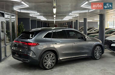 Позашляховик / Кросовер Mercedes-Benz EQE SUV 2023 в 