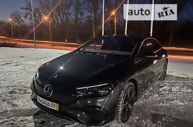 Седан Mercedes-Benz EQE 2022 в Рівному