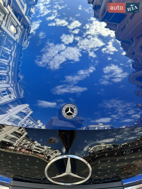 Седан Mercedes-Benz EQE 2022 в Киеве