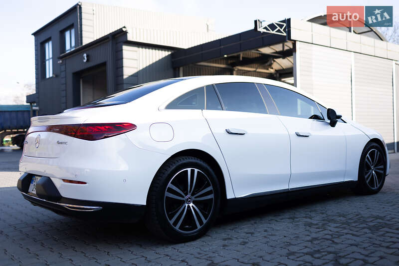 Седан Mercedes-Benz EQE 2022 в Тернополі