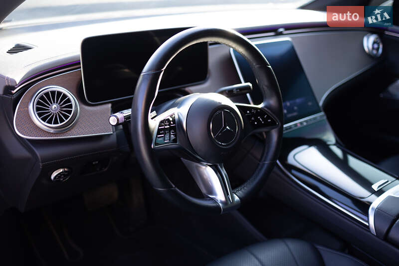 Седан Mercedes-Benz EQE 2022 в Тернополі