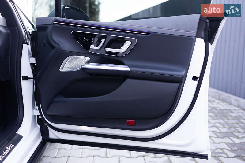 Седан Mercedes-Benz EQE 2022 в Тернополі
