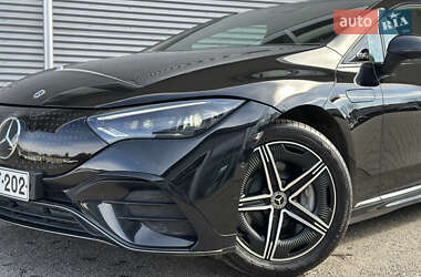 Седан Mercedes-Benz EQE 2022 в 