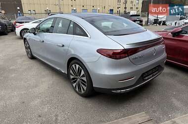 Седан Mercedes-Benz EQE 2023 в 