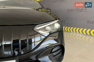 Седан Mercedes-Benz EQE 2023 в 