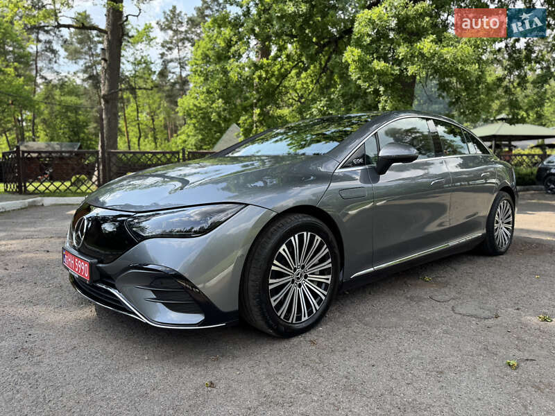 Mercedes-Benz EQE 2024