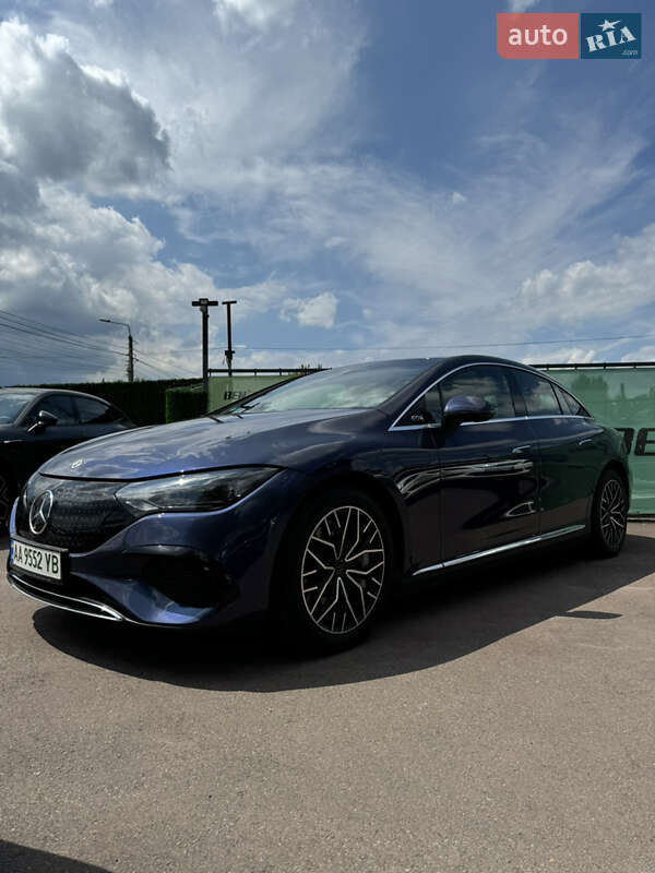Седан Mercedes-Benz EQE 2023 в Києві