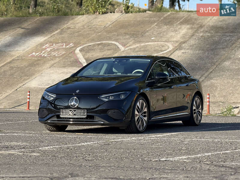 Седан Mercedes-Benz EQE 2022 в Києві