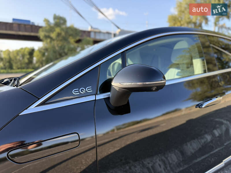 Седан Mercedes-Benz EQE 2022 в Києві