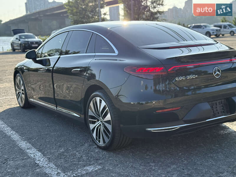 Седан Mercedes-Benz EQE 2022 в Києві