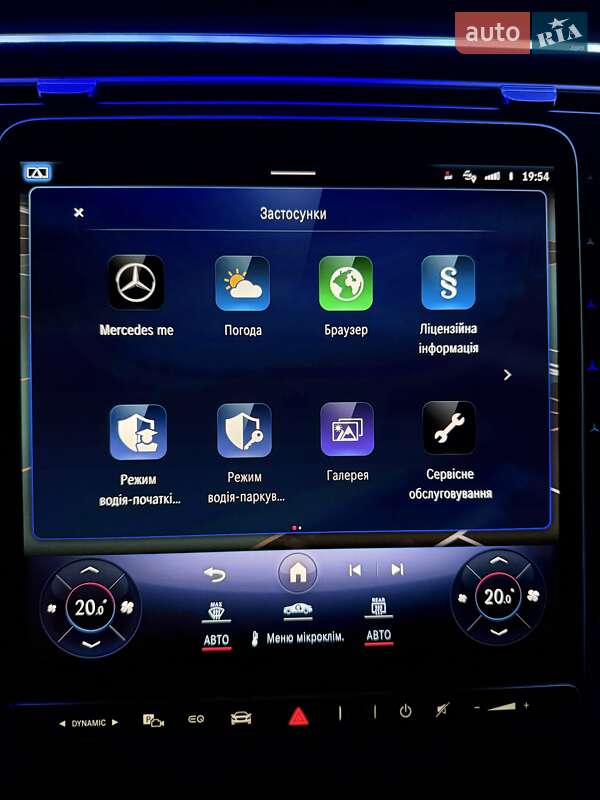 Седан Mercedes-Benz EQE 2022 в Ровно