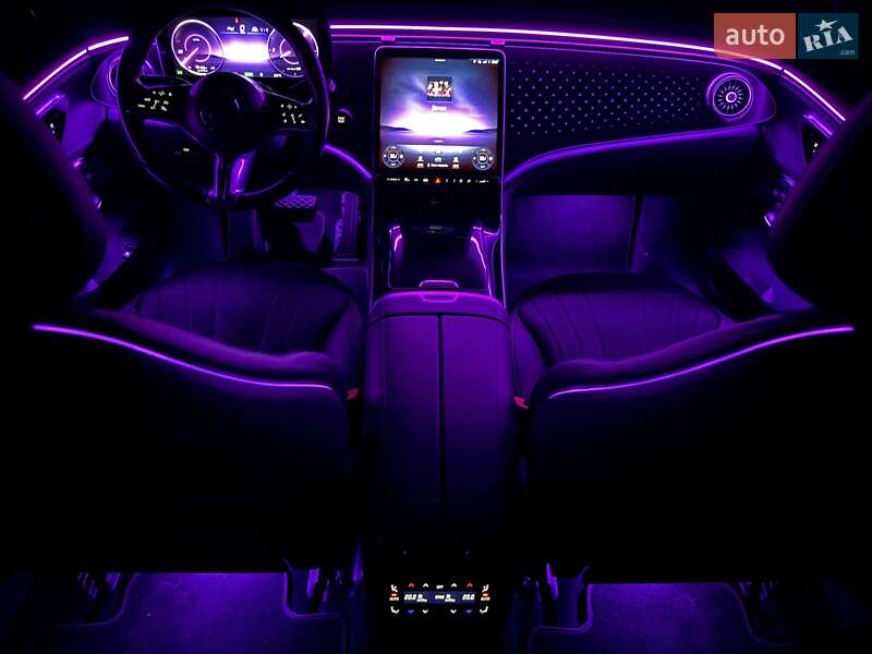 Седан Mercedes-Benz EQE 2022 в Ровно