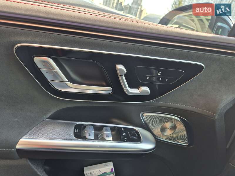 Седан Mercedes-Benz EQE 2023 в Киеве