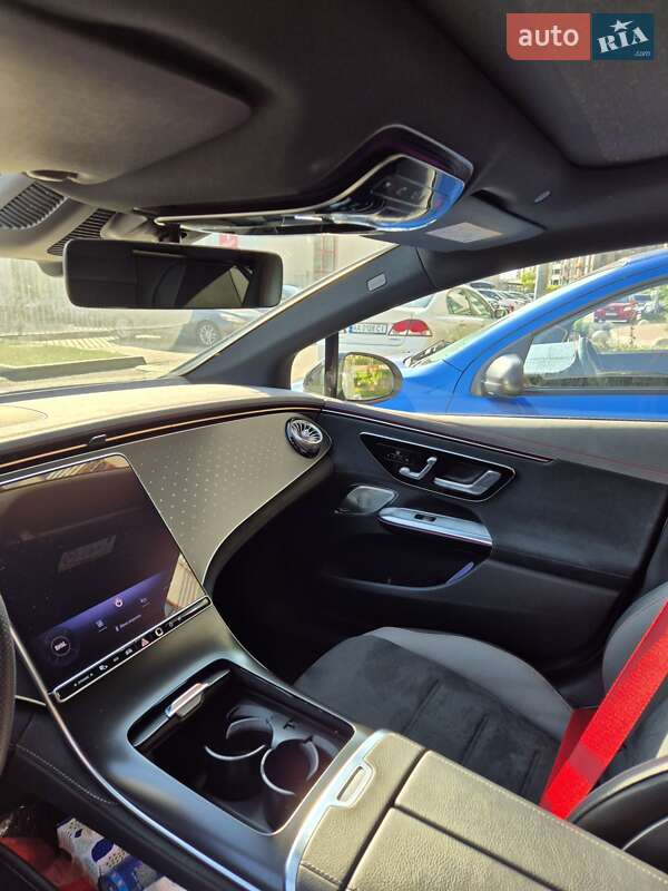 Седан Mercedes-Benz EQE 2023 в Киеве