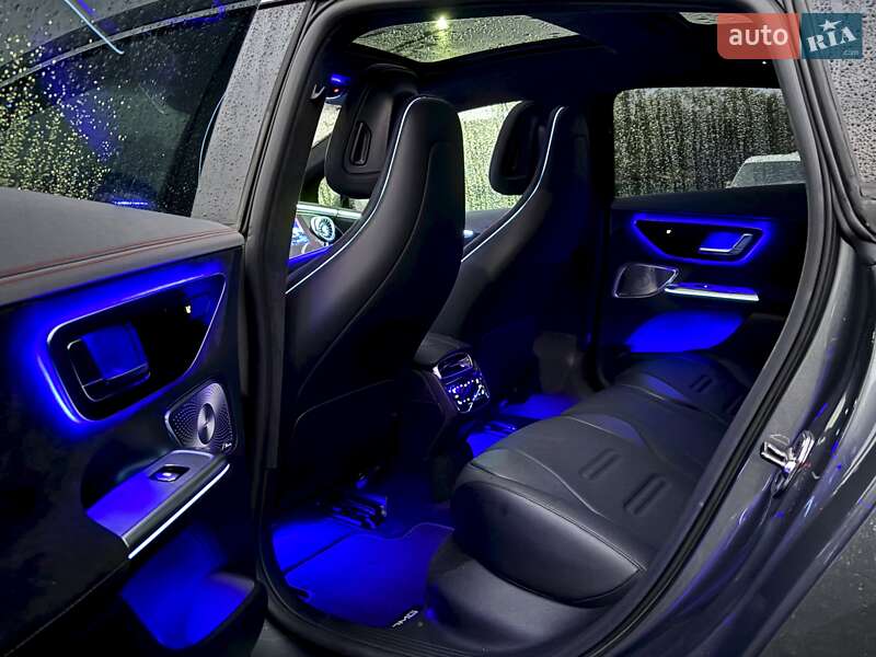 Седан Mercedes-Benz EQE 2023 в Киеве