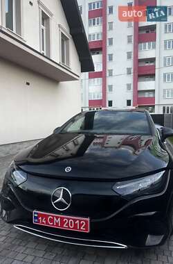 Седан Mercedes-Benz EQE 2022 в 