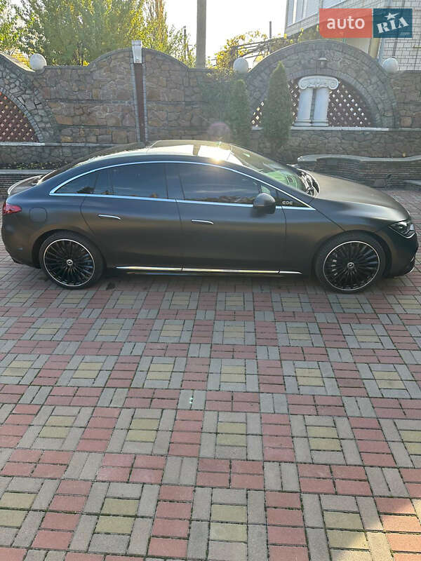 Седан Mercedes-Benz EQE 2023 в Киеве