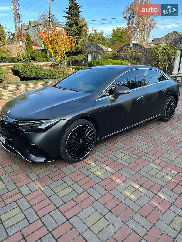 Седан Mercedes-Benz EQE 2023 в Киеве