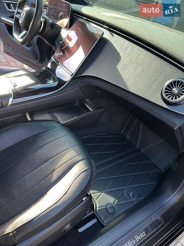 Седан Mercedes-Benz EQE 2023 в Киеве