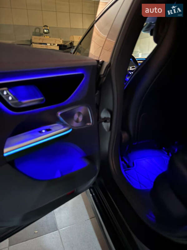 Седан Mercedes-Benz EQE 2023 в Киеве