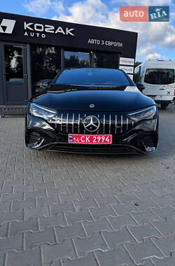 Седан Mercedes-Benz EQE 2022 в Львове
