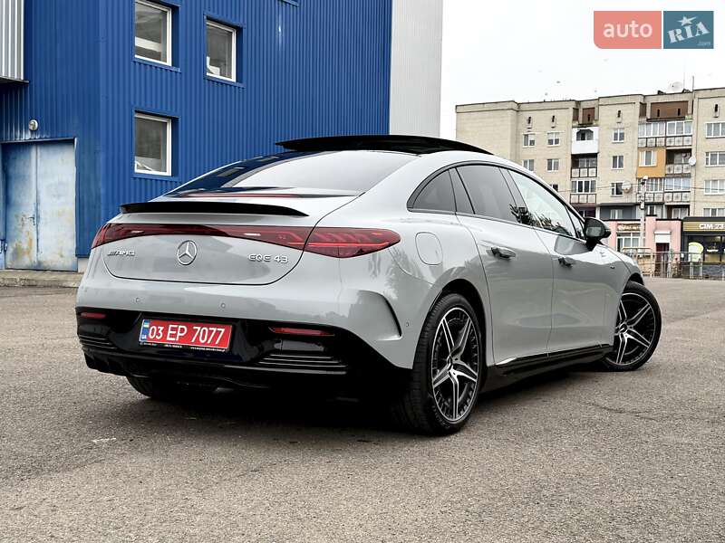 Седан Mercedes-Benz EQE 2022 в Киеве