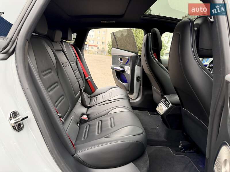 Седан Mercedes-Benz EQE 2022 в Киеве