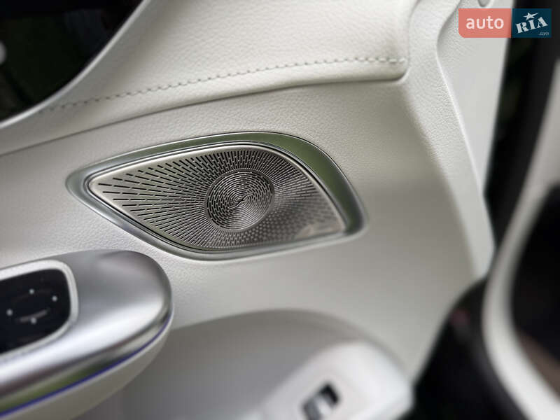 Седан Mercedes-Benz EQE 2022 в Одессе