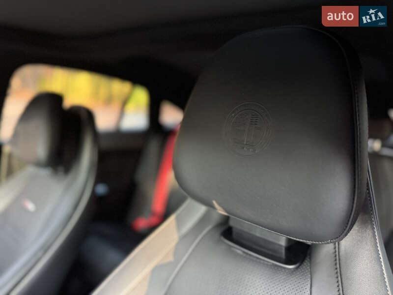 Седан Mercedes-Benz EQE 2023 в Луцьку