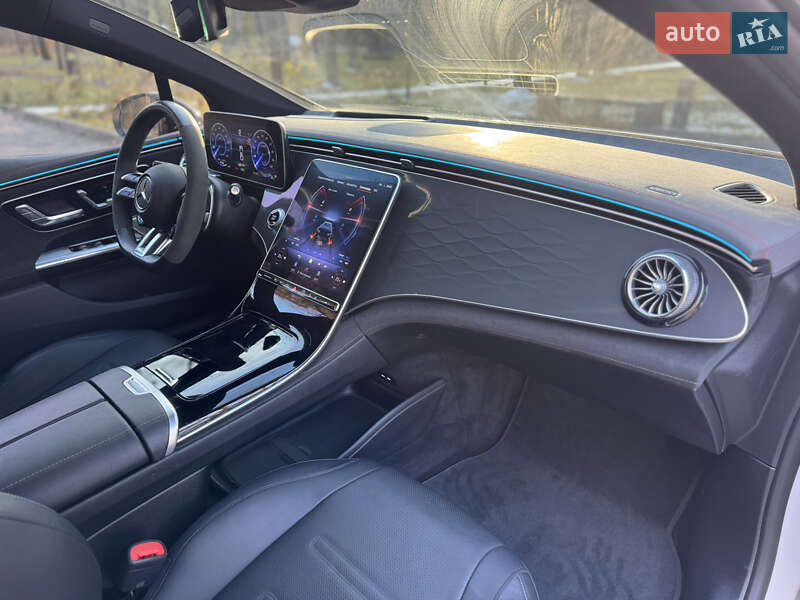 Седан Mercedes-Benz EQE 2023 в Луцьку