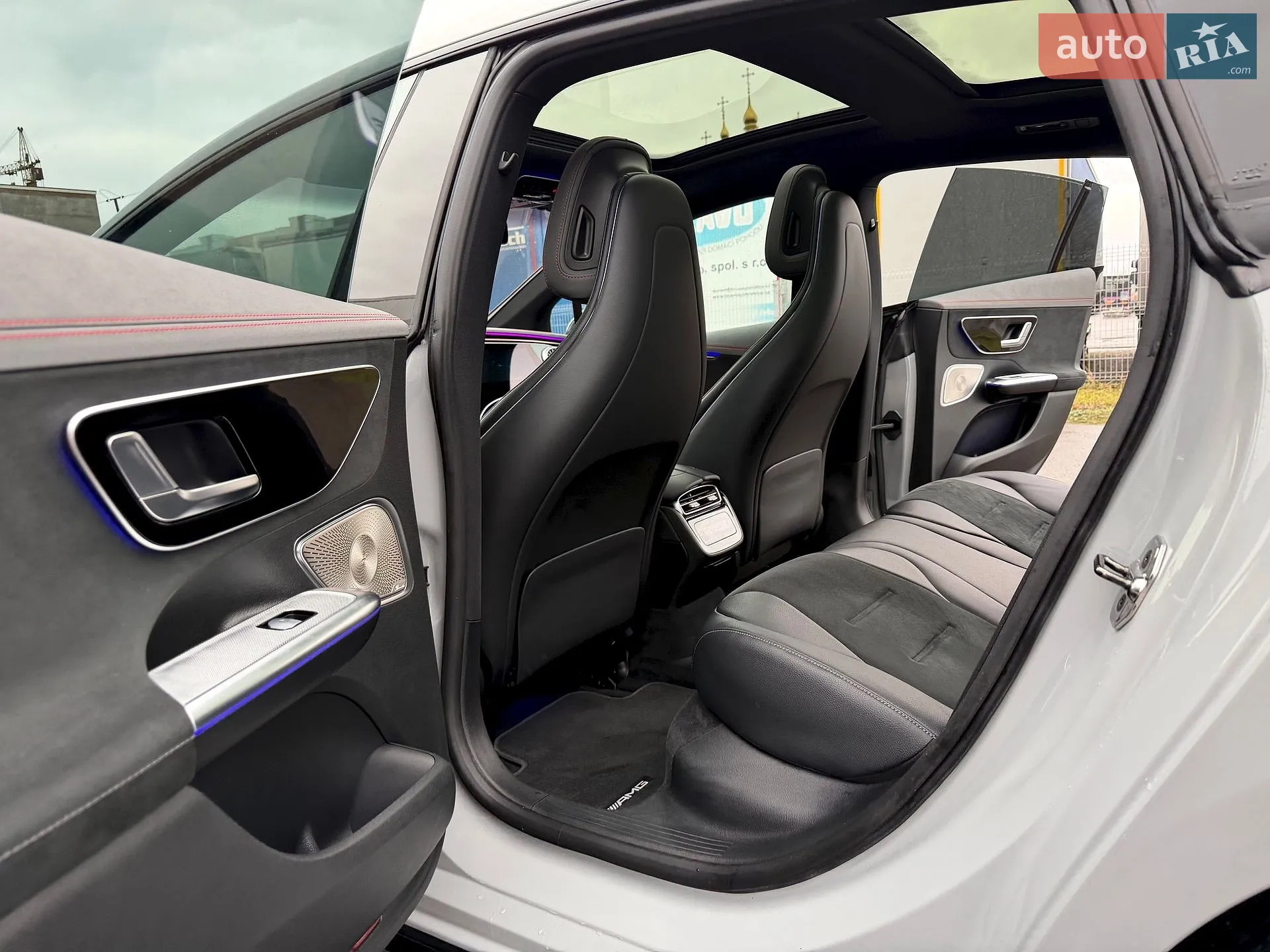 2022 Mercedes-Benz EQE - мініатюра 44