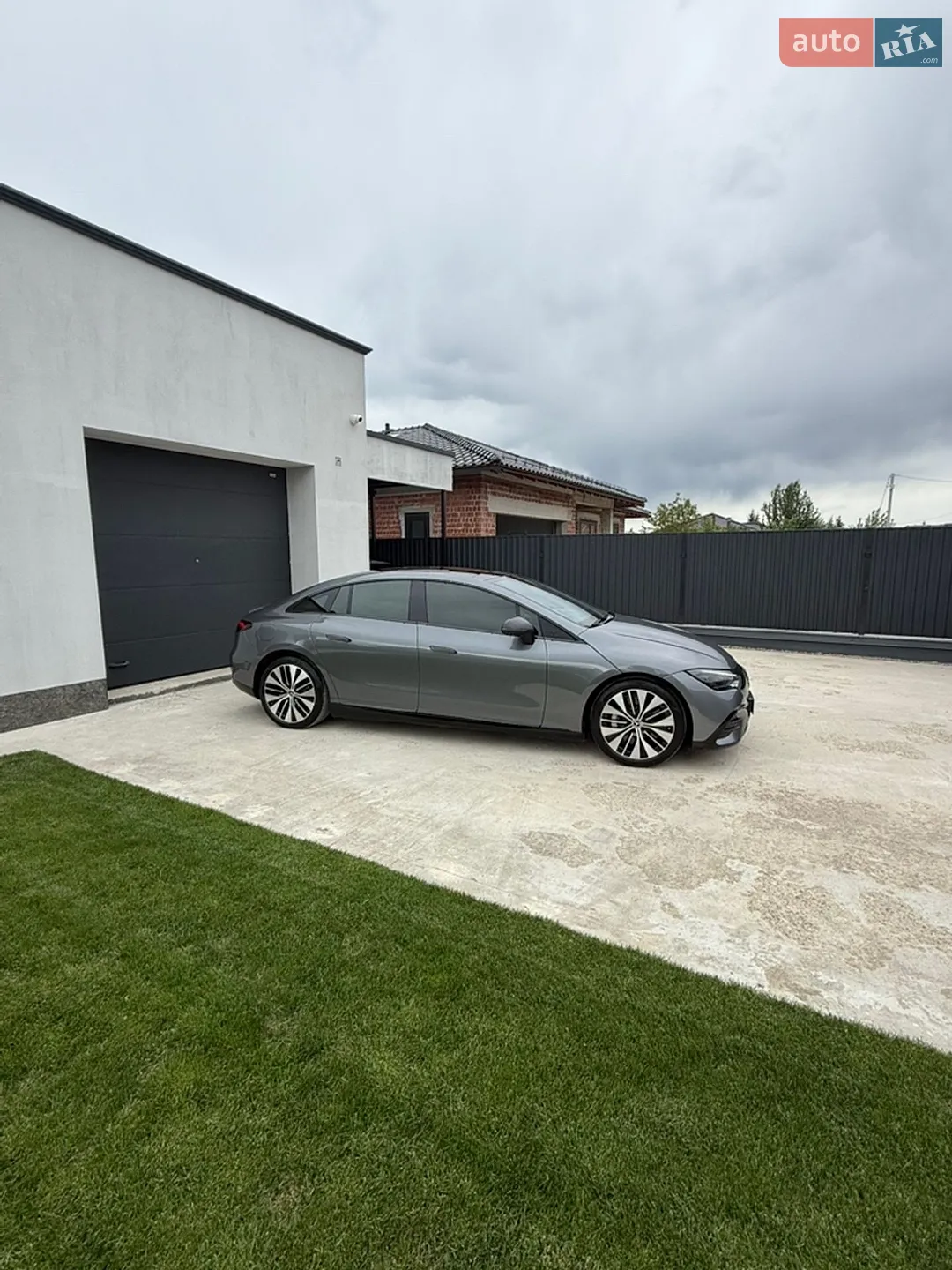 2024 Mercedes-Benz EQE - мініатюра 10