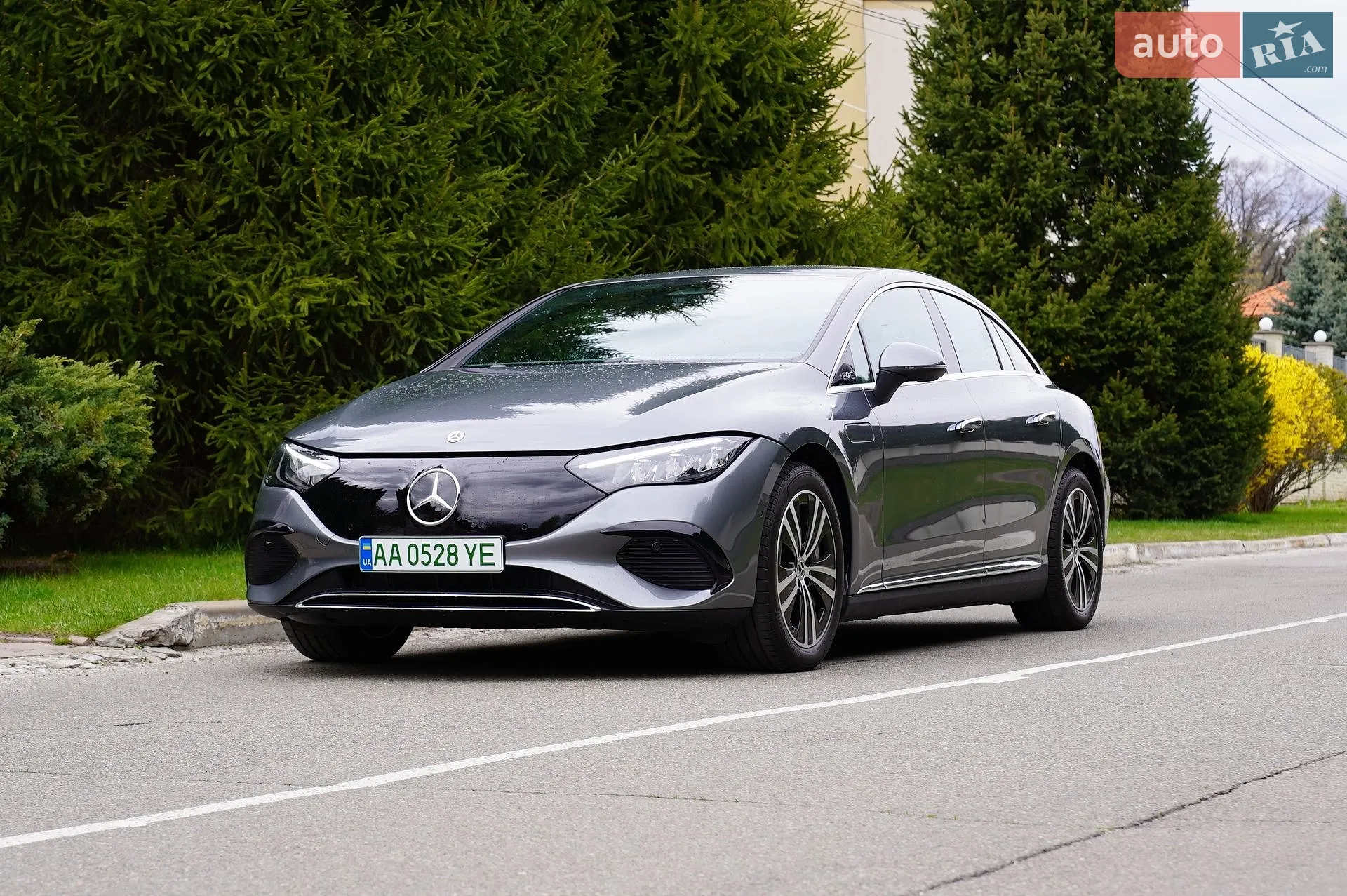 2024 Mercedes-Benz EQE - фото 1