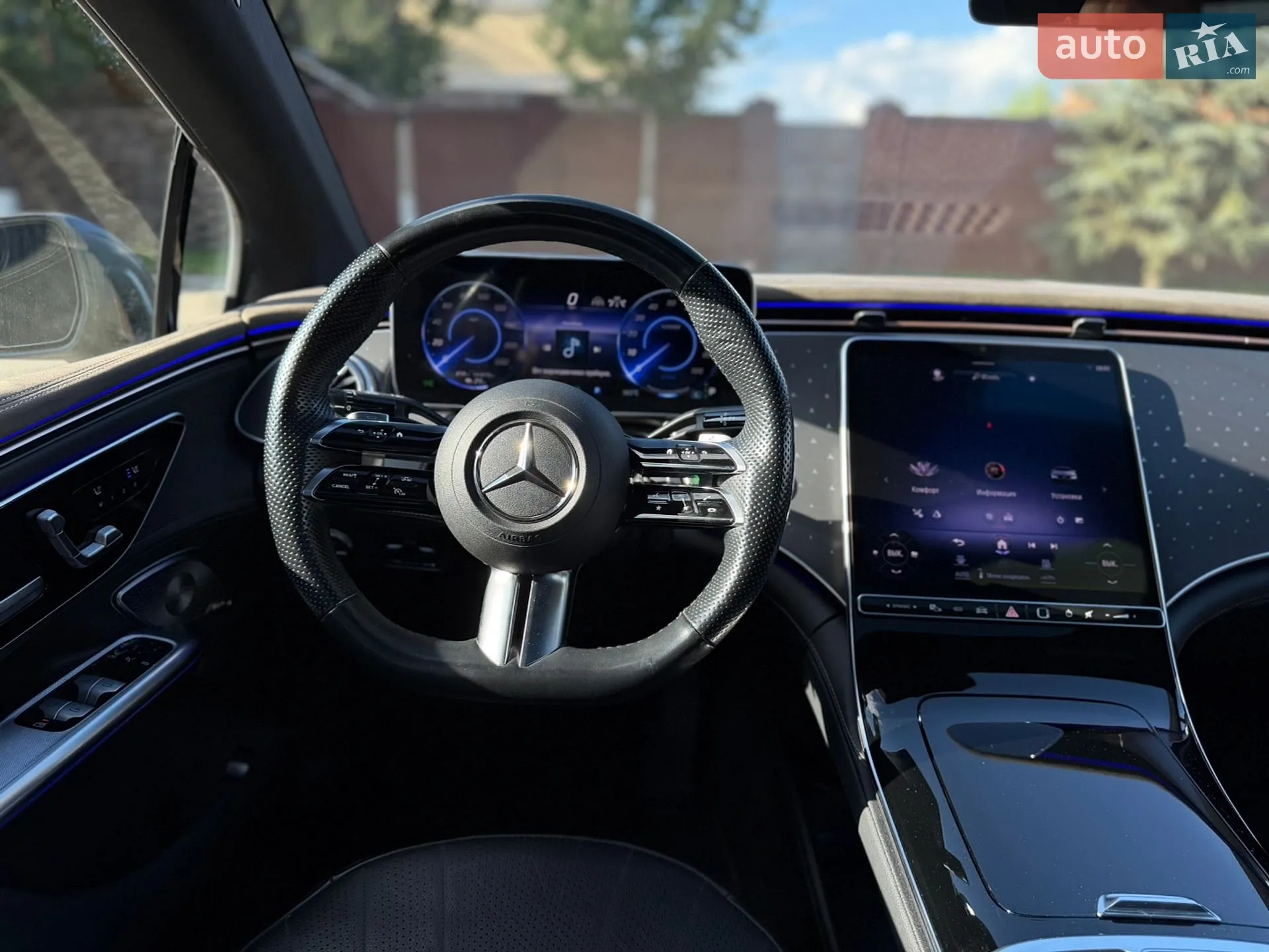 2022 Mercedes-Benz EQE - мініатюра 22