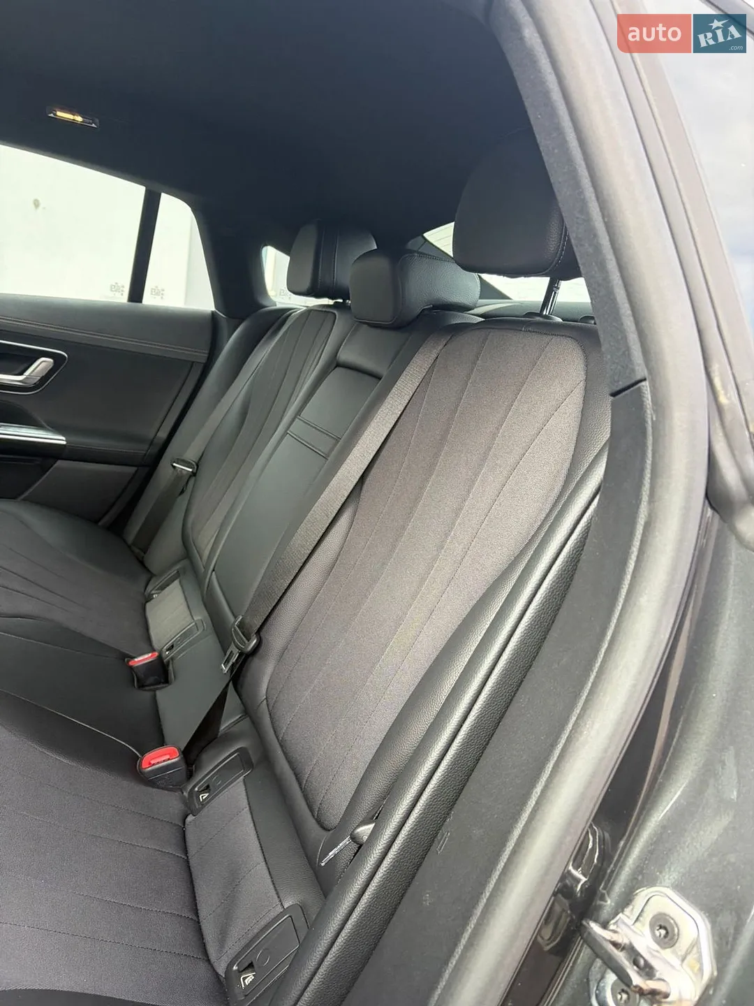 2023 Mercedes-Benz EQE - мініатюра 32