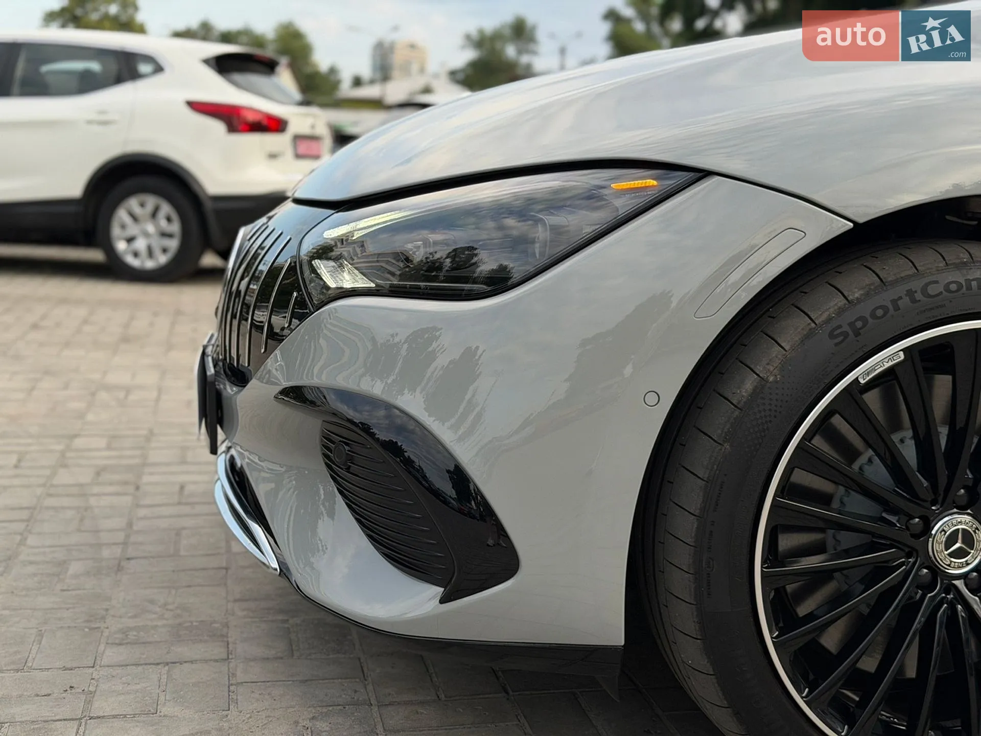 2022 Mercedes-Benz EQE - мініатюра 50