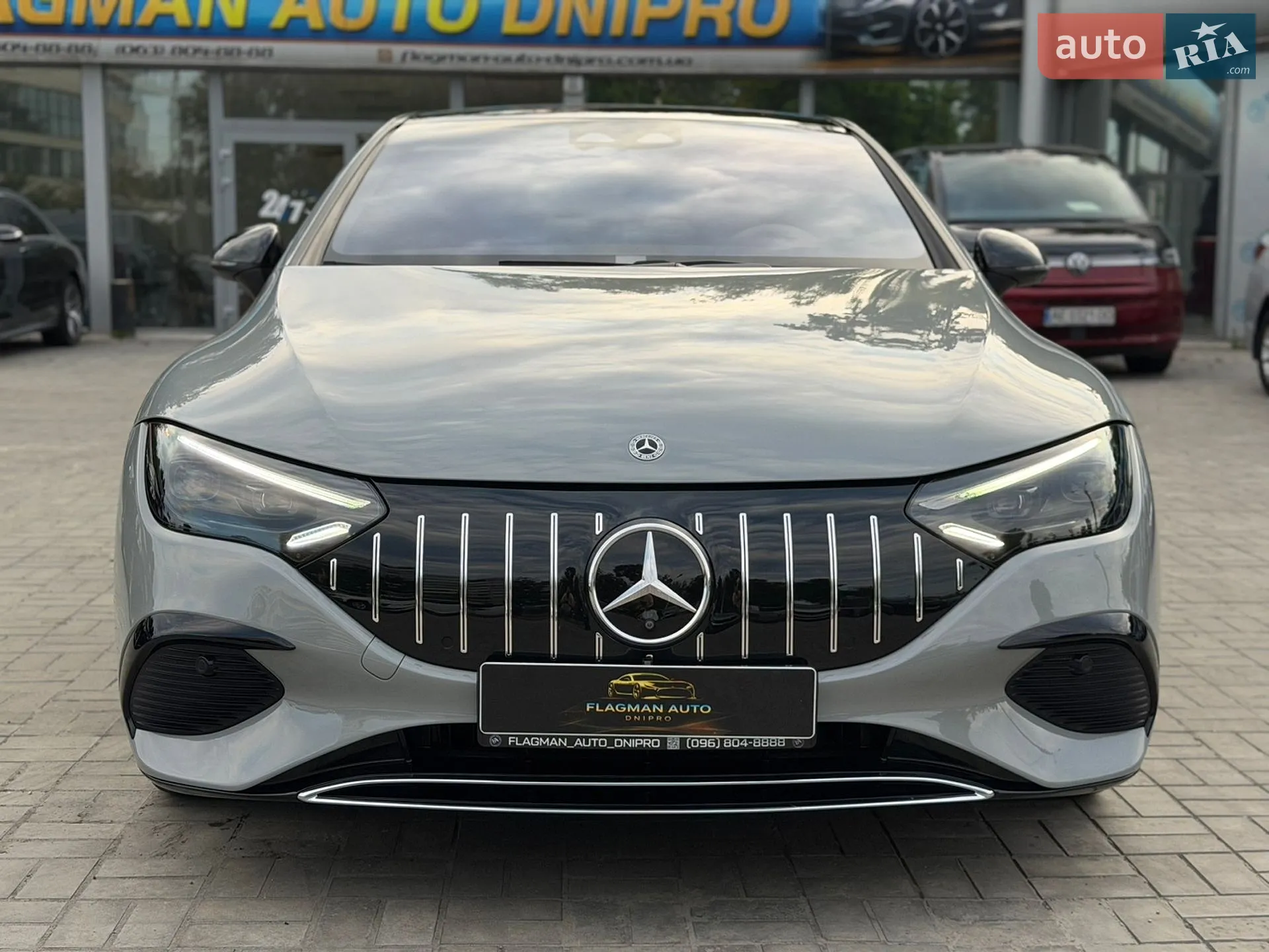 2022 Mercedes-Benz EQE - мініатюра 2