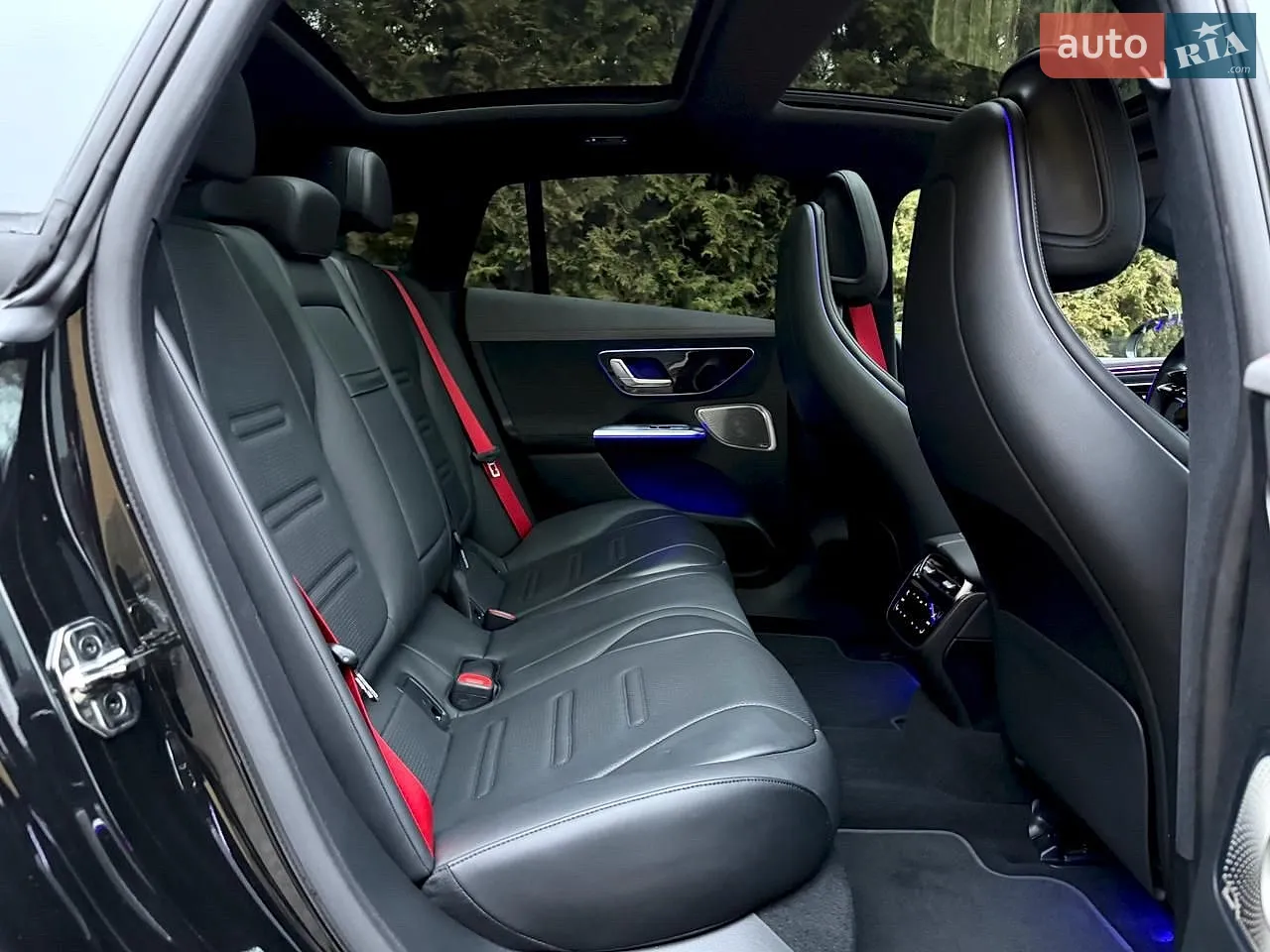 2022 Mercedes-Benz EQE - мініатюра 11