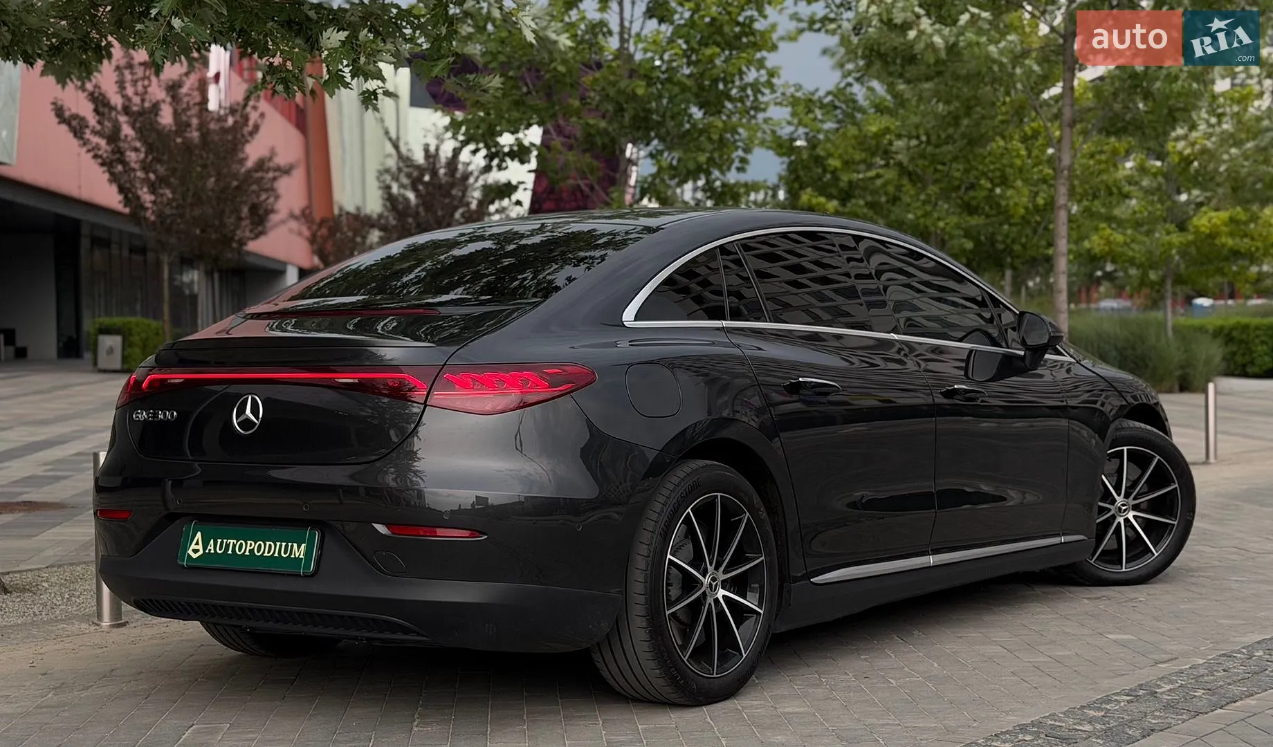 2023 Mercedes-Benz EQE - мініатюра 10