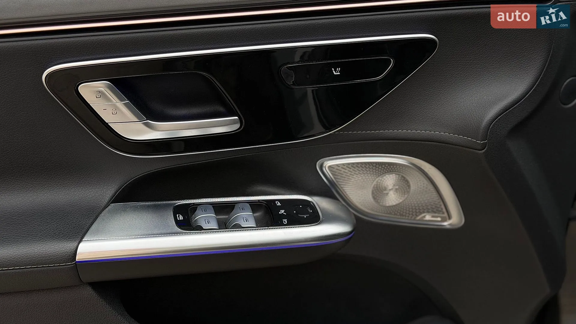 2023 Mercedes-Benz EQE - мініатюра 17