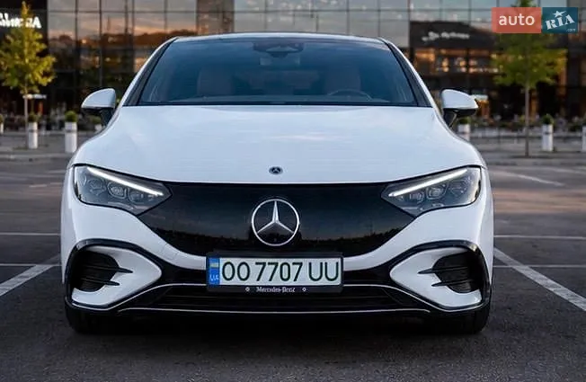 Mercedes-Benz EQE
