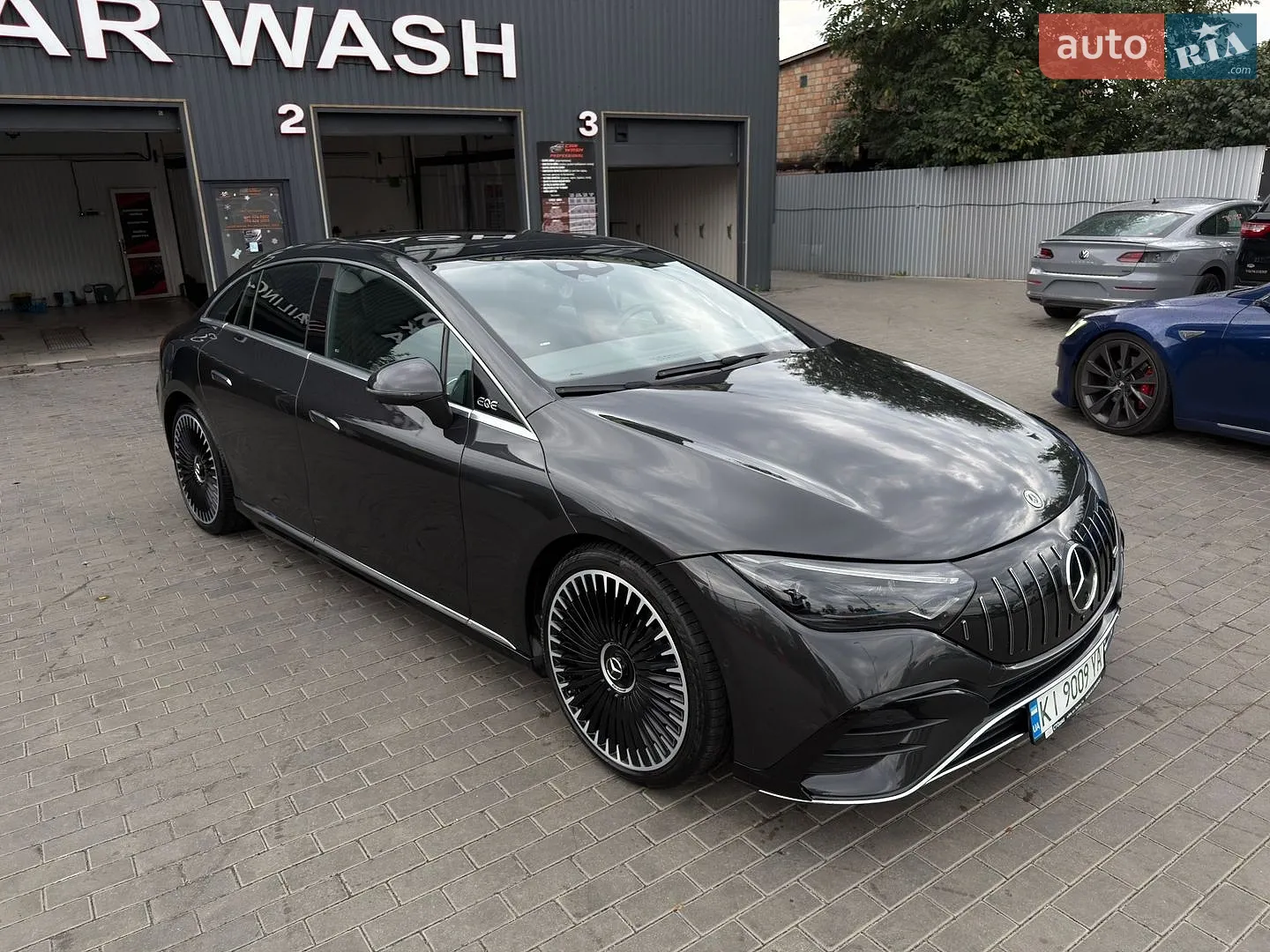 2022 Mercedes-Benz EQE - мініатюра 10