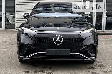 Позашляховик / Кросовер Mercedes-Benz EQS SUV 2023 в 